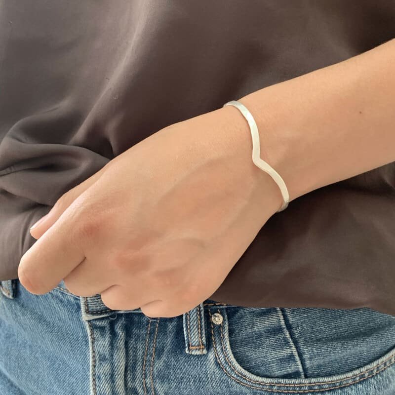 A-Kind-of-Magic-Bangle-Silver-Lady