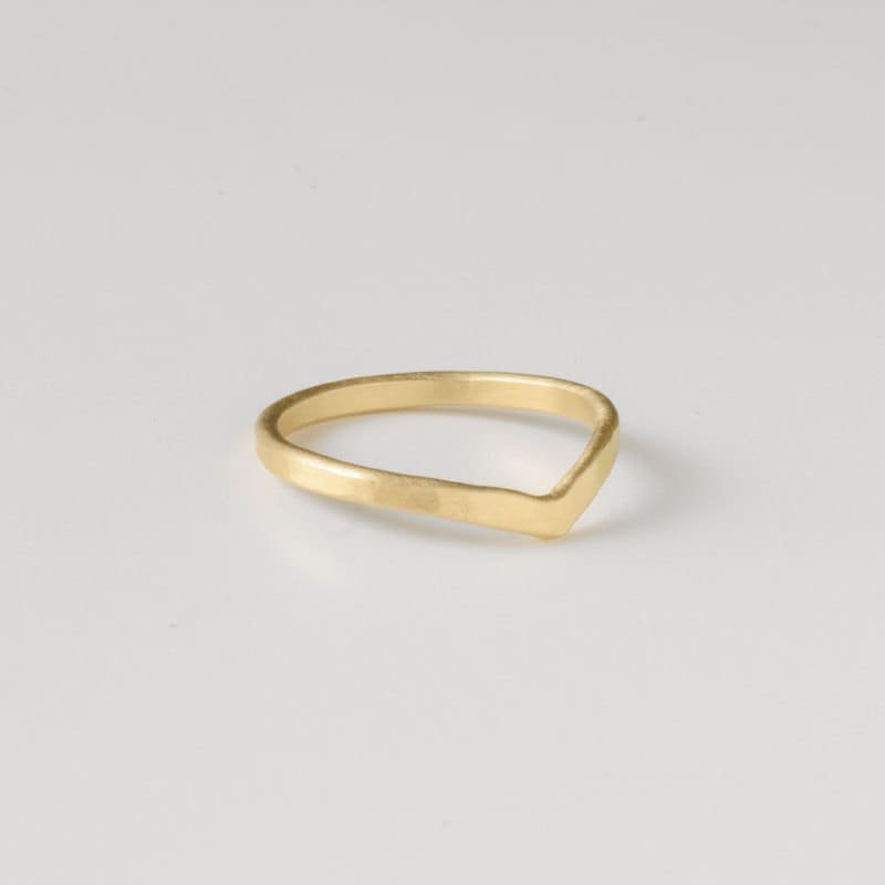 A-kind-of-magic-wonderwoman-simple-ring-gold A-kind-of-magic-wonderwoman-simple-ring-gold