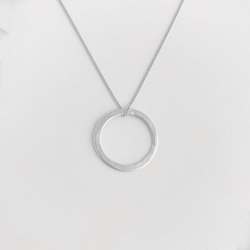 Hoop-M-Pendant-Silver