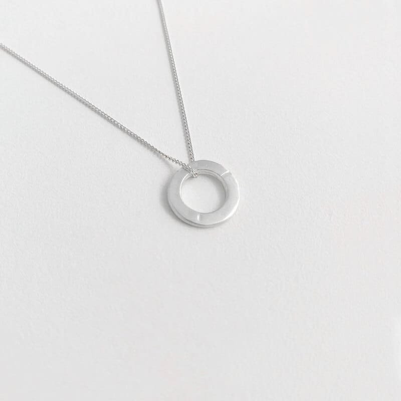 Hoop-S-Pendant-Silver