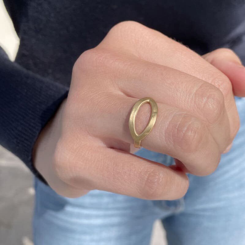 Maria-thin-Ring-Gold-Lady-1