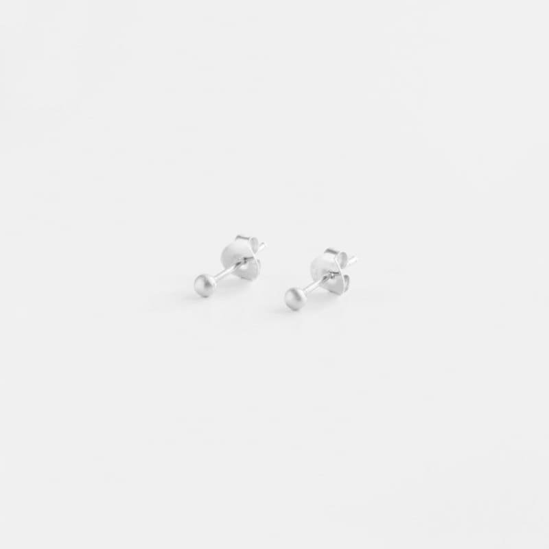 Nina-Earrings-Silver