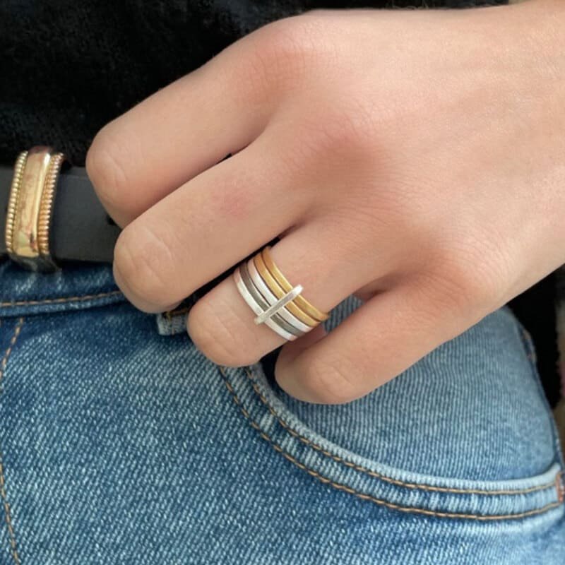 Sophie-5Mix-Ring-Gold-Silver-Ruthenium-lady