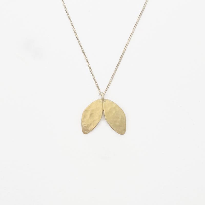 vera-necklace-gold-2 vera-necklace-gold-2